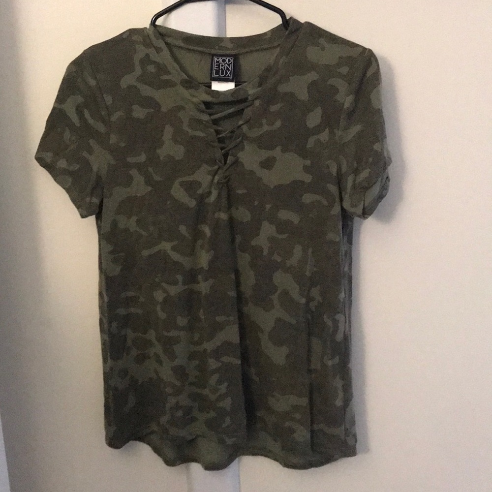 Camo t-shirt